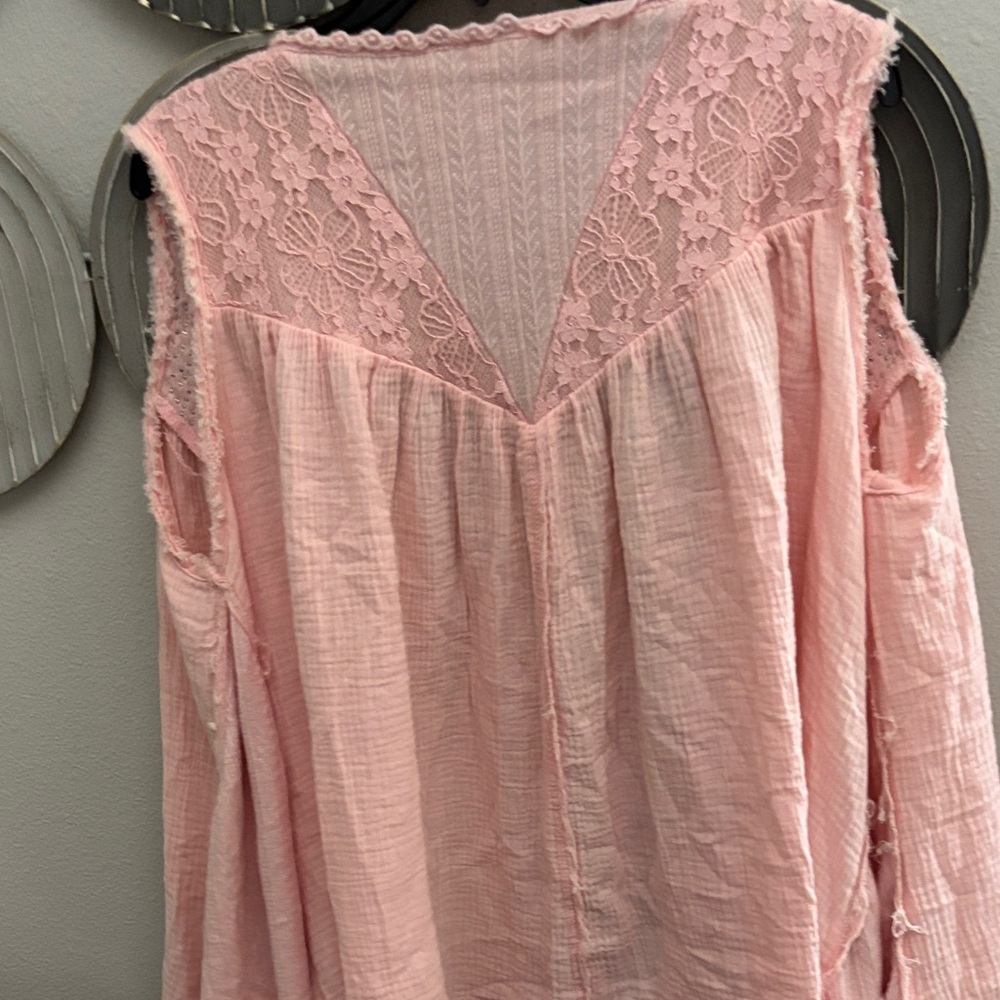 NWOT Pol Pink Sleeveless vest with Pearl and lace Embellishments oversized nwot - Picture 6 of 6